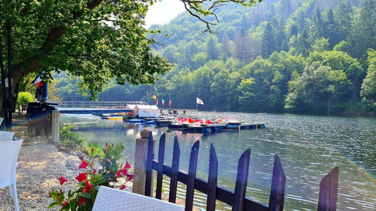 Eifelhof mit Obstbaumwiese Nideggen Exterior foto